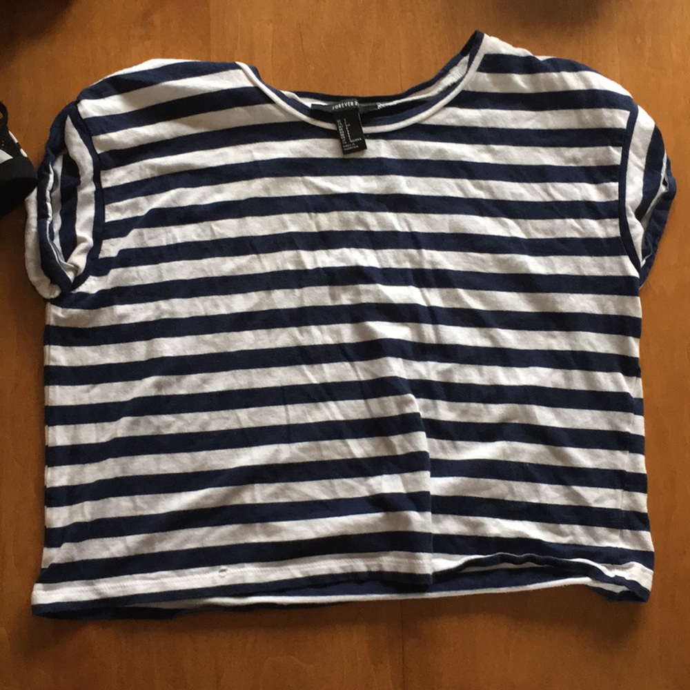 Striped crop top (small)